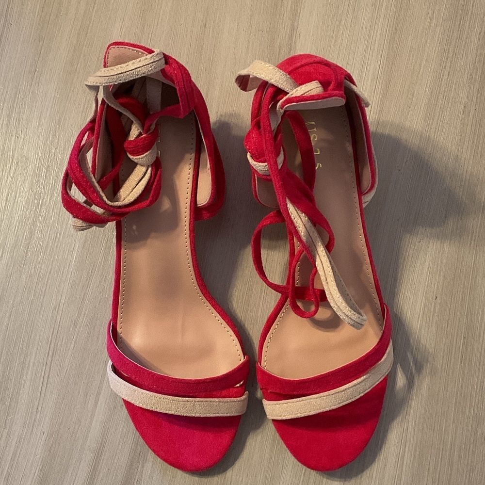 Chic Red and Tan Women's Heels